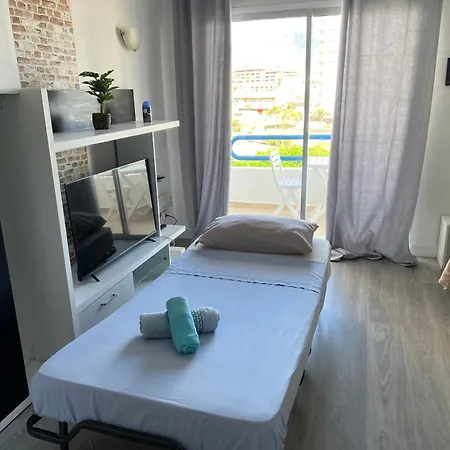 Modern Design & Panoramic Views - Fully Renovated In Playa Paraiso, Tenerife *